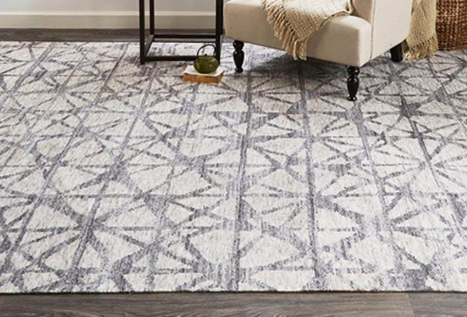 The Best Types of Area Rugs to Use in High-Traffic Areas