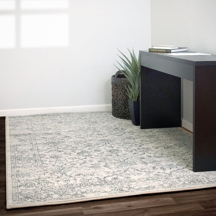 57136-9696 Dynamic Rugs Ancient Garden