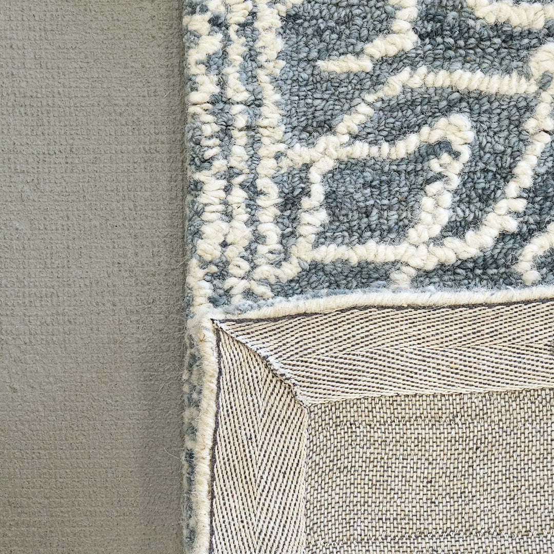 1131-150 Dynamic Rugs Darcy