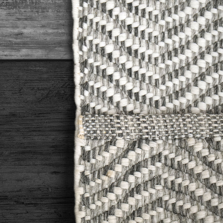 2986-901 Dynamic Rugs Allegra