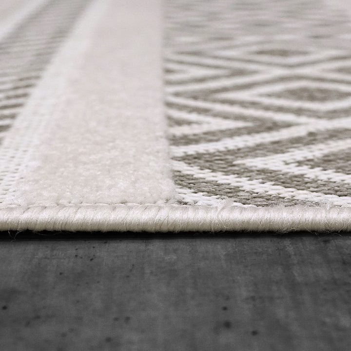 6410-891 Dynamic Rugs Tessie