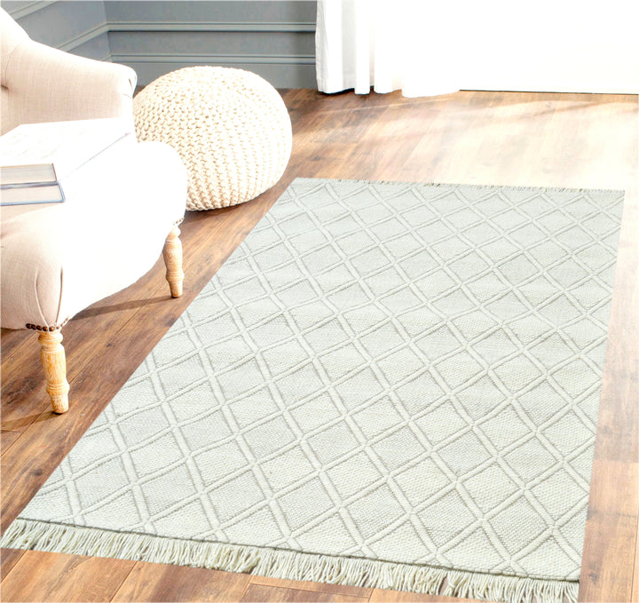 2122-190 Dynamic Rugs Lola