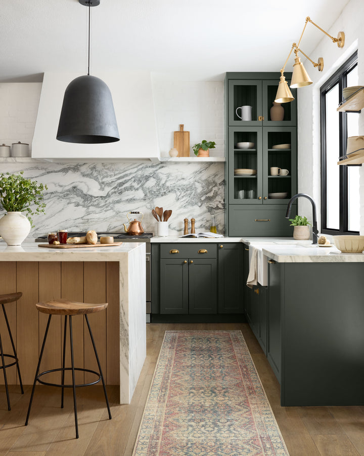 AUB-03 Loloi Aubrey by Angela Rose