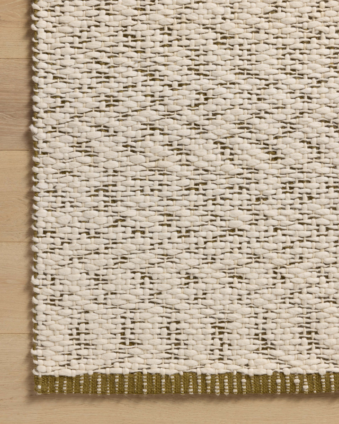 BET-01 Magnolia Home Betty by Joanna Gaines