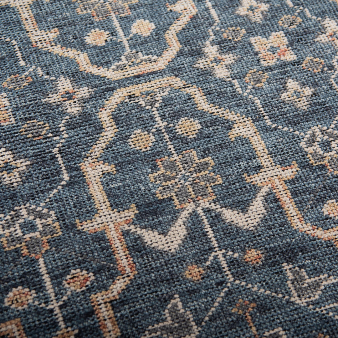 CET724 Rizzy Home Centra