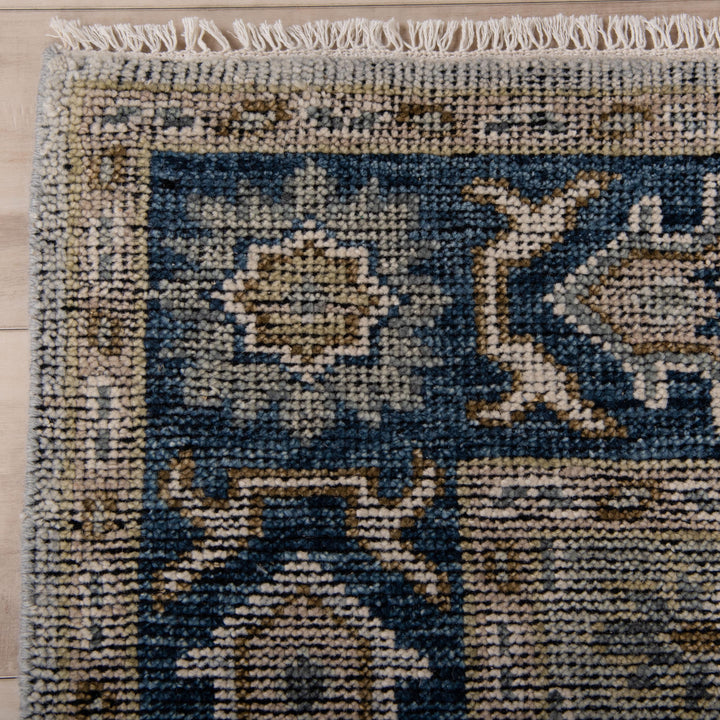 CET725 Rizzy Home Centra