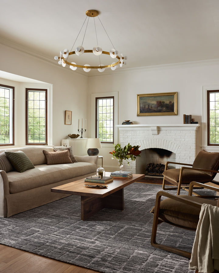 DAN-01 Loloi Daniel by Jean Stoffer