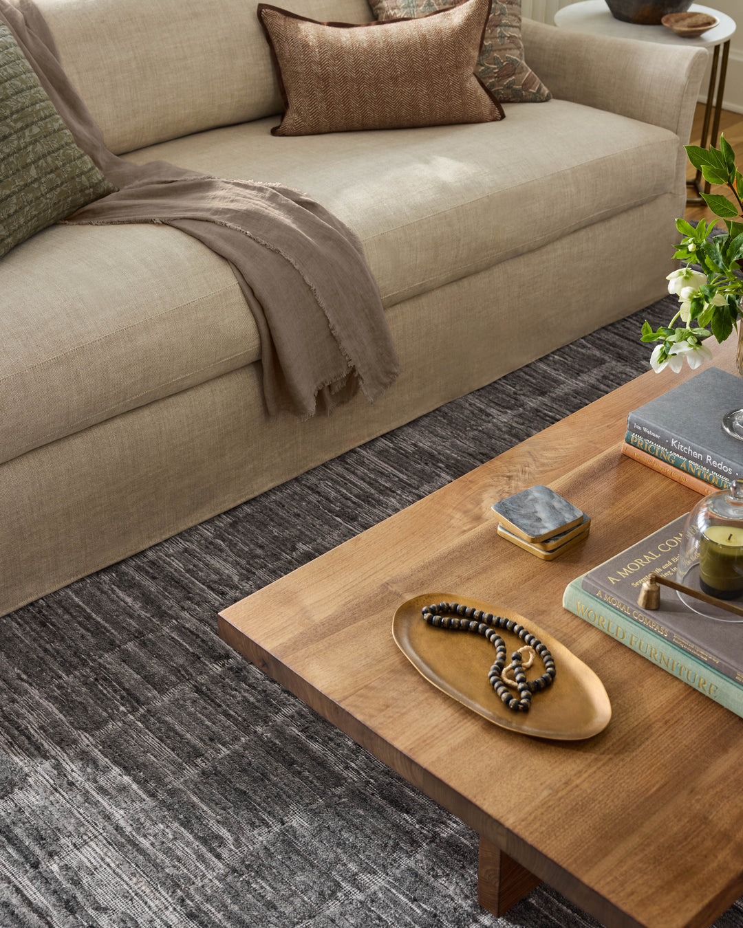 DAN-01 Loloi Daniel by Jean Stoffer