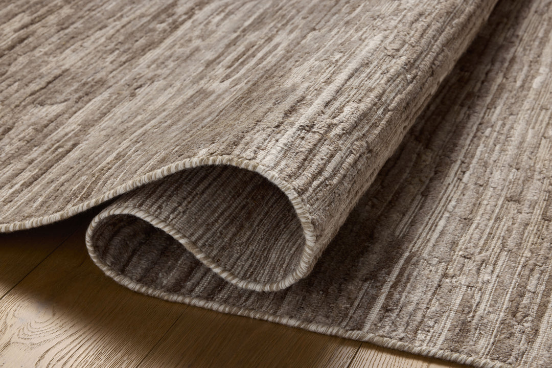 DAN-02 Loloi Daniel by Jean Stoffer