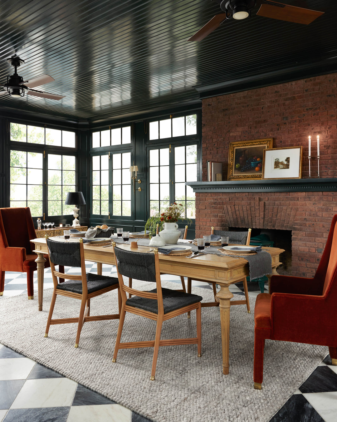 HEN-01 Loloi Hendrick by Jean Stoffer