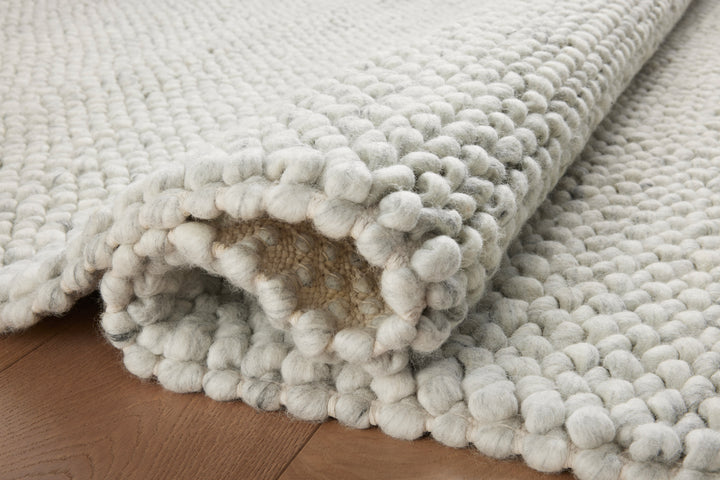 HEN-01 Loloi Hendrick by Jean Stoffer