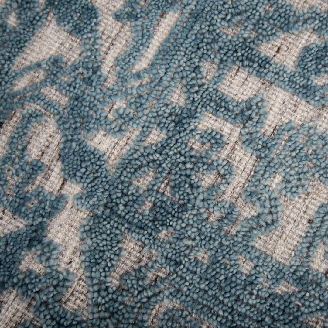 HTN717 Rizzy Home Hilton