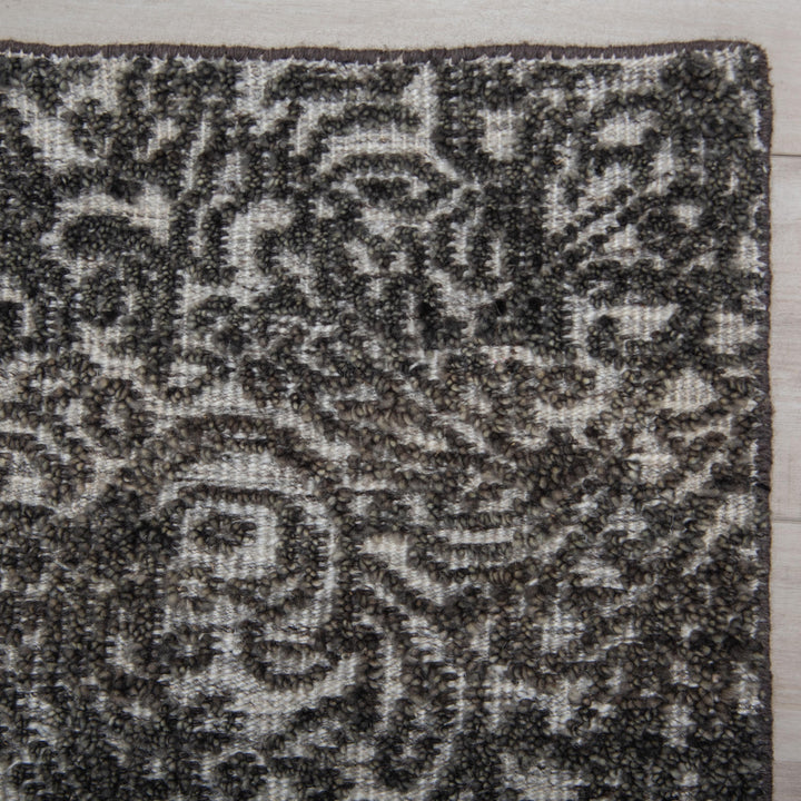 HTN720 Rizzy Home Hilton