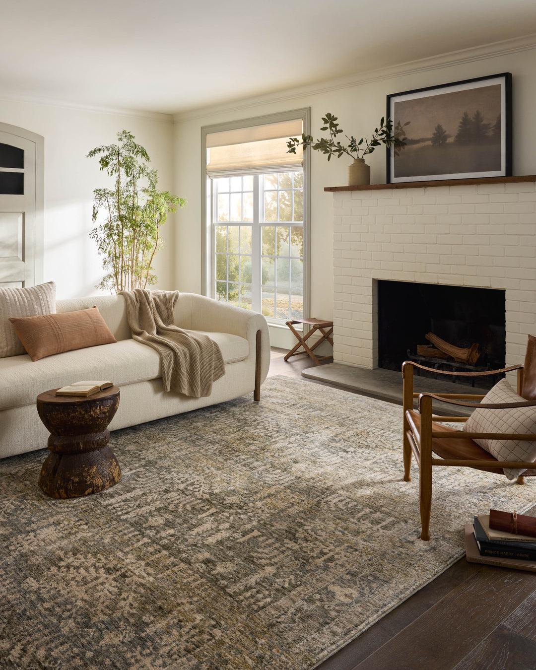 JUE-02 Magnolia Home Junie by Joanna Gaines