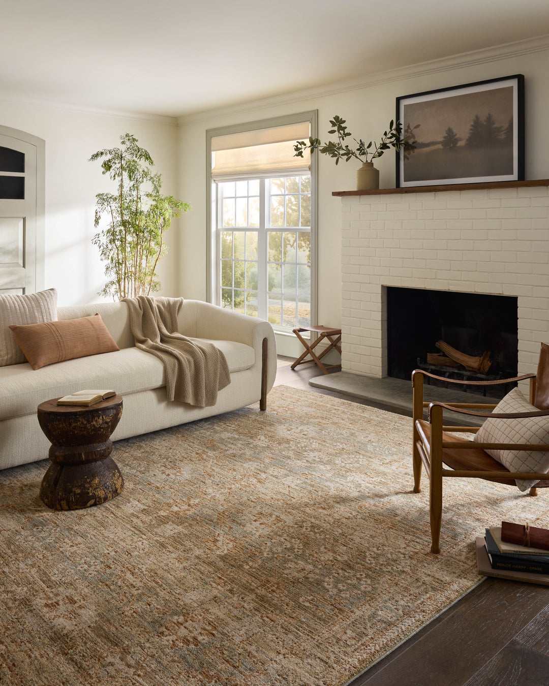 JUE-03 Magnolia Home Junie by Joanna Gaines
