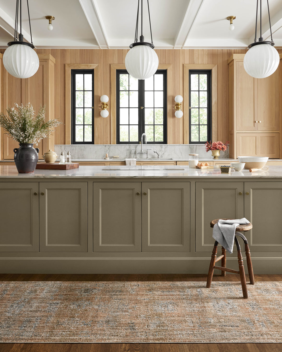 KES-04 Loloi Katherine by Jean Stoffer