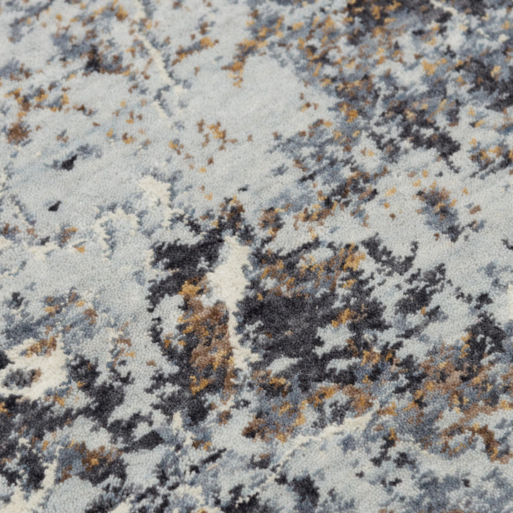 LOG731 Rizzy Home Logan