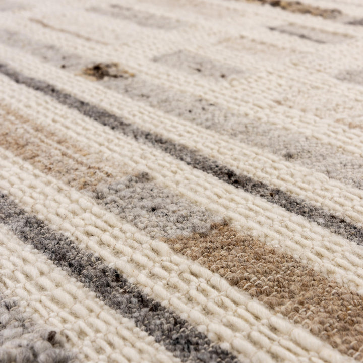 NVA945 Rizzy Home Nova