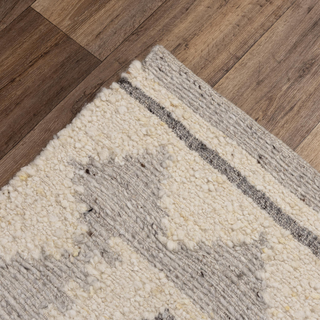 NVA950 Rizzy Home Nova