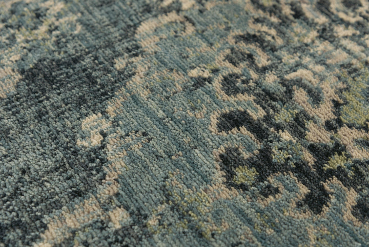 PNM102 Rizzy Home Platinum