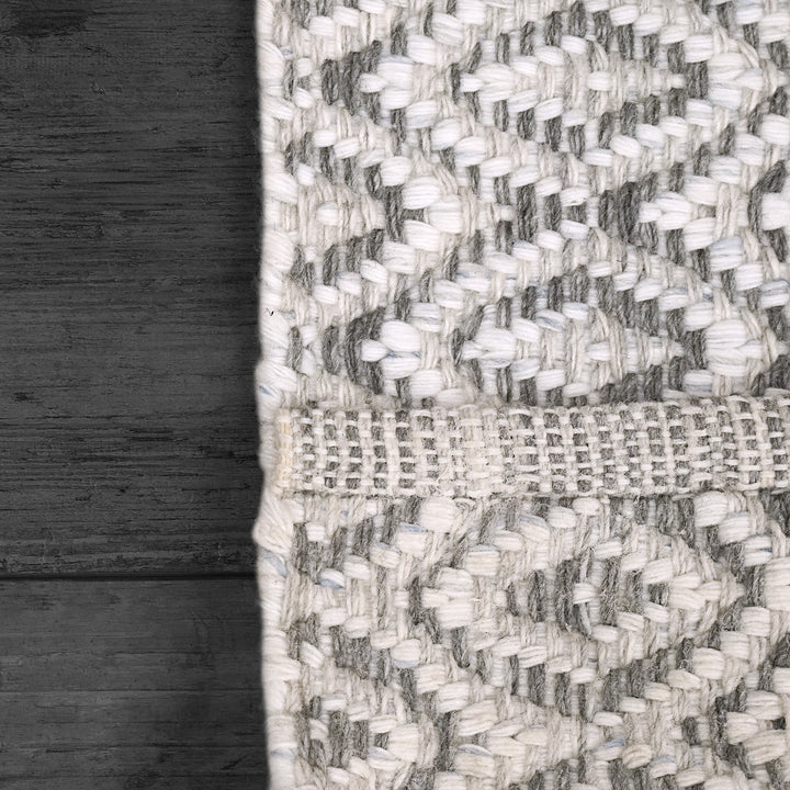 2987-915 Dynamic Rugs Allegra
