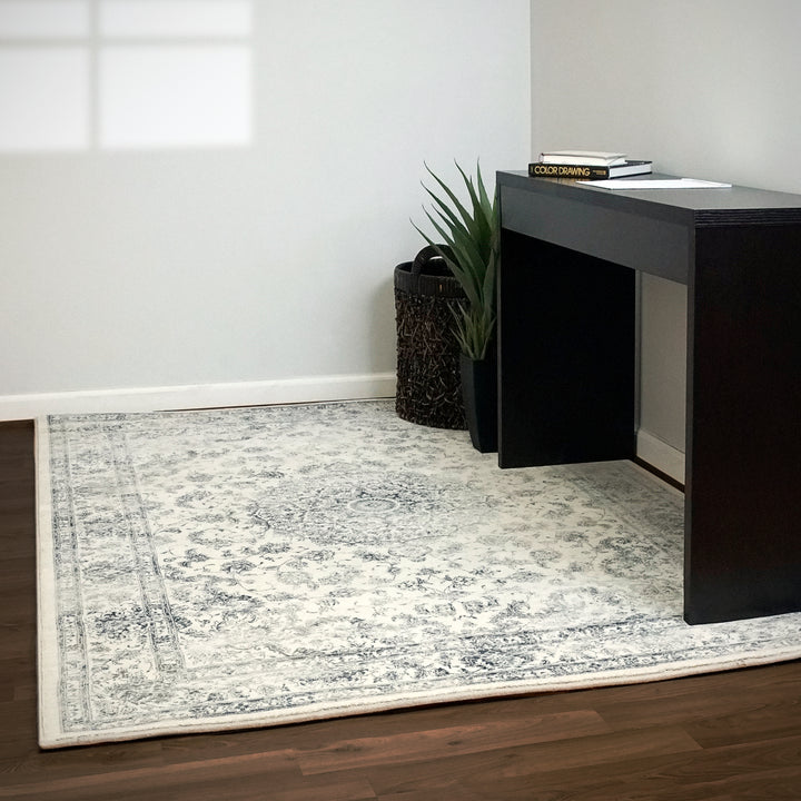 57109-6666 Dynamic Rugs Ancient Garden