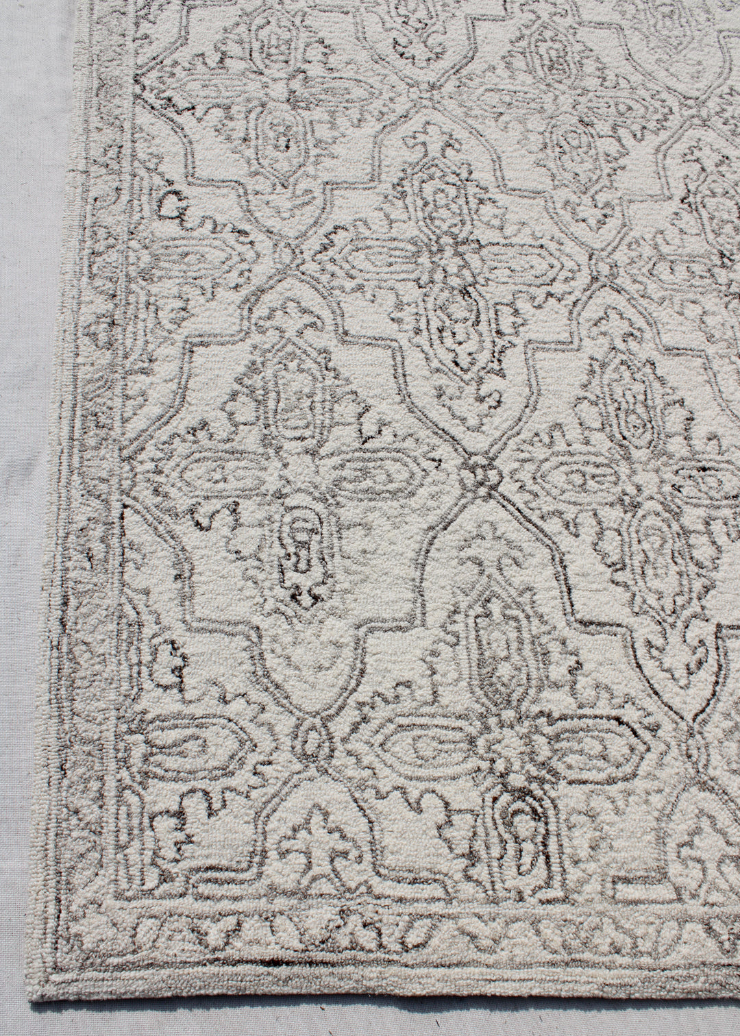 7488-110 Dynamic Rugs Legend