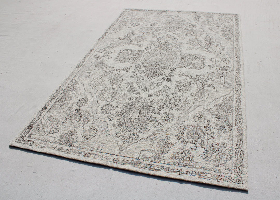 7485-110 Dynamic Rugs Legend